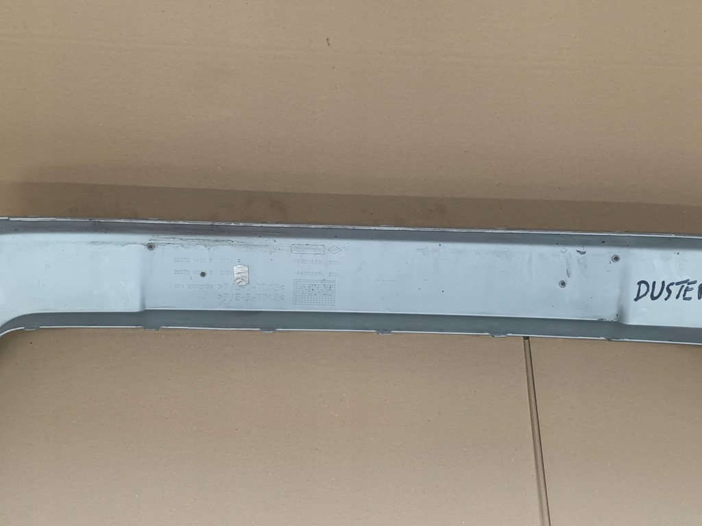 фото №9, Решітка середня молдинг передня dacia duster ii перед