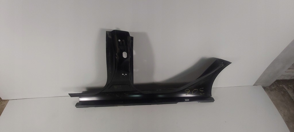 фото №2, Peugeot 308 блок двигателя порог правый задняя