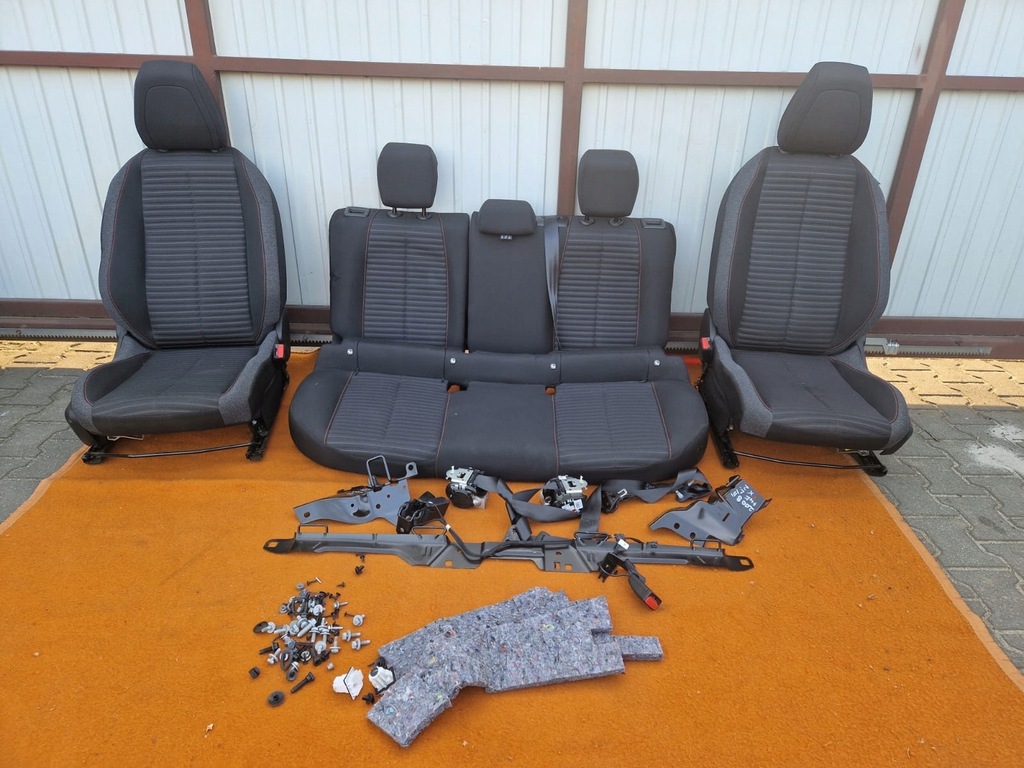 фото №1, Peugeot 2008 ii сидіння перед сидіння лівий правий комплект