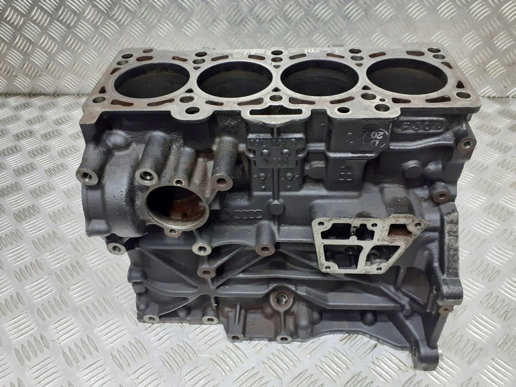 фото №12, Блок двигателя cayb seat ibiza iv 1.6 tdi 03l021bl