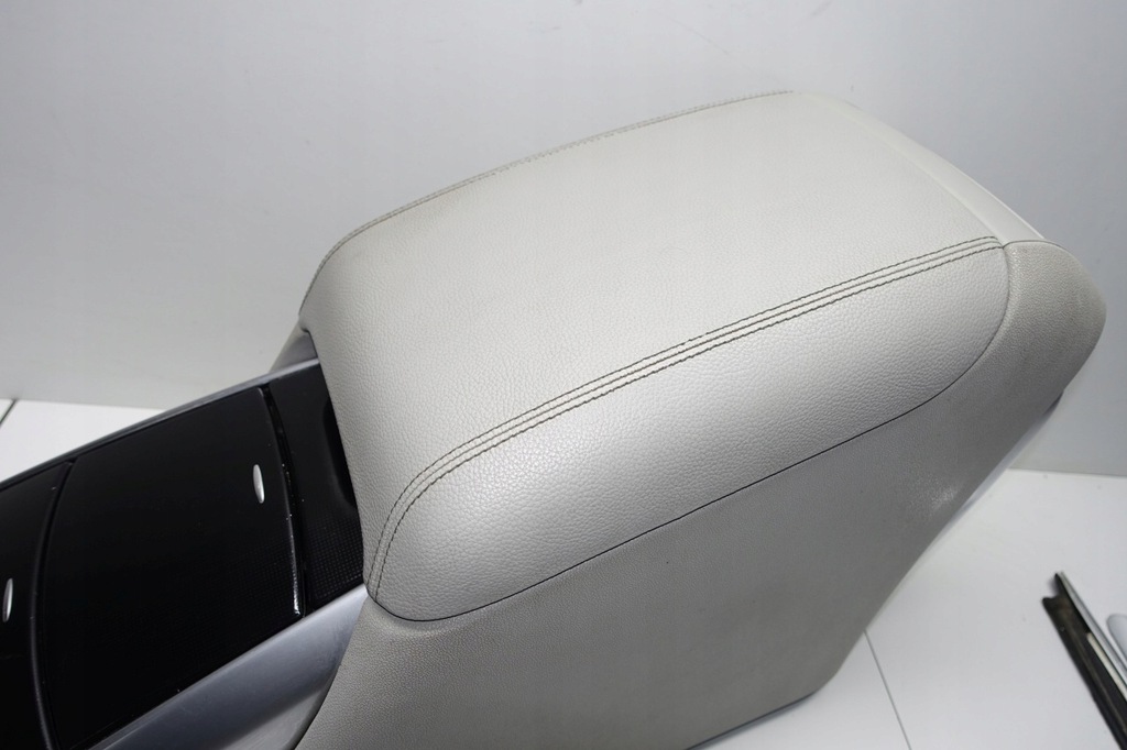 фото №10, Mercedes w251 підлокітник тунель бардачок r-klasa