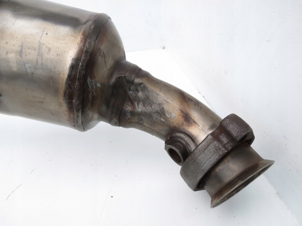 Катализатор правый a2124908736 mercedes cls w218 4.7 v8 Киев