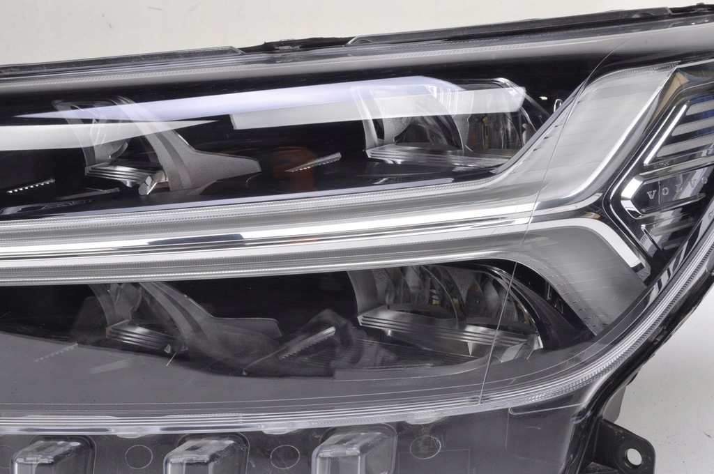 фото №7, Volvo xc40 лампа левая передняя левый перед anglik 31655984