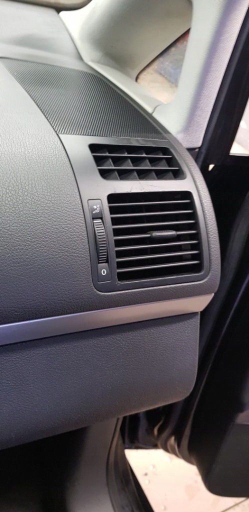 фото №7, Vw touran решётка обдув консоли 2003-2010 1t0819703a 1t0819704a