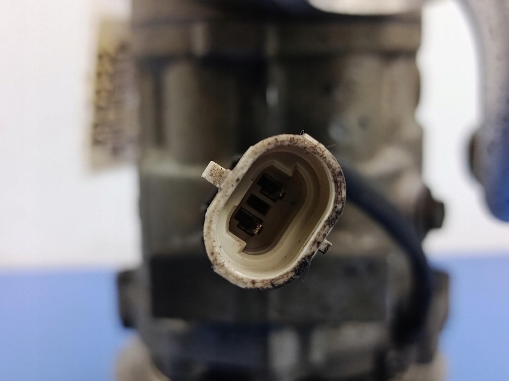 Opel corsa c рестайлинг  1.2 компрессор кондиционера 24461719 sanden sd6v12 Оригинал