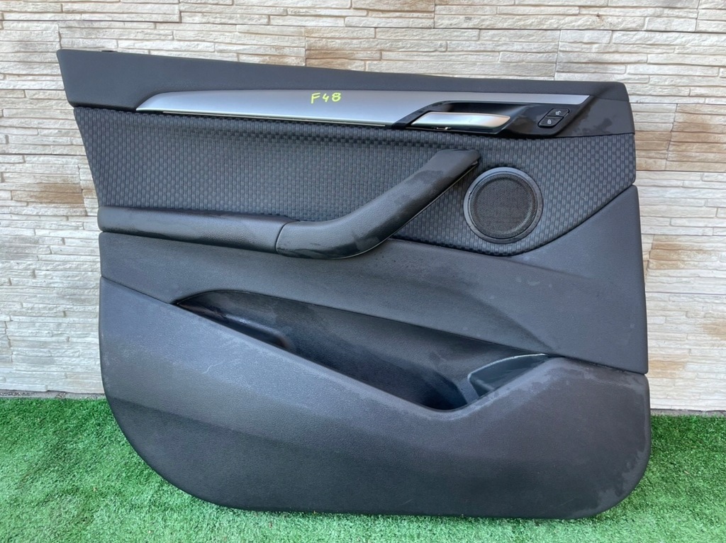фото №1, Оббивка двері bmw x1 f48