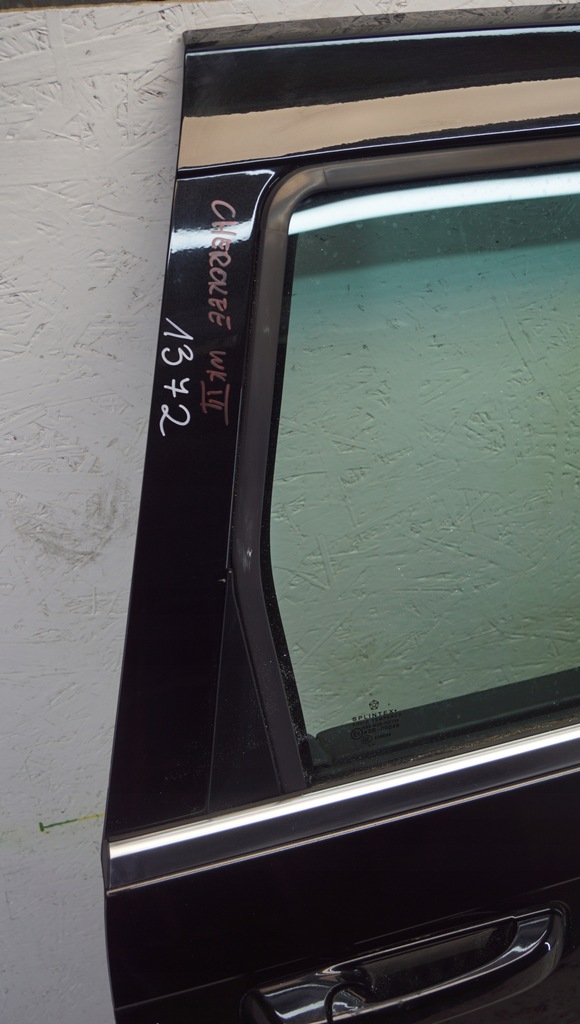 фото №10, Дверь правый задняя jeep grand cherokee wk iii