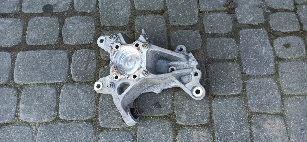 фото №1, Chrysler pacifica поворотний кулак права задня 2017 - 2021