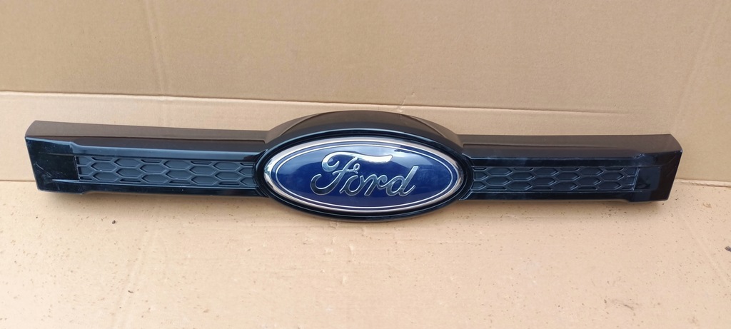 фото №1, Решётка радиатора решётка радиатора ford ranger mk3 lift 15-19 eb3j-8b479