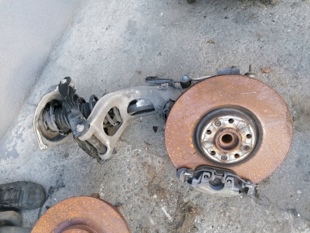 фото №1, Mercedes w212 поворотний кулак правий перед a2123200413