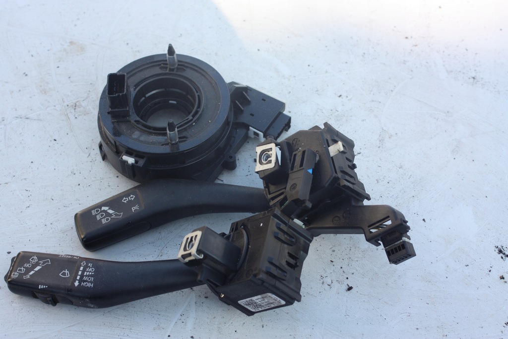 фото №1, Перемикач комбінований caddy iii