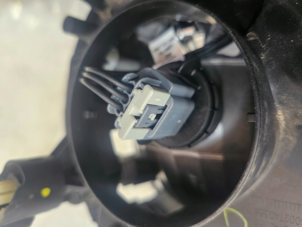 Купить Jeep wrangler jl 18- фара противотуманная фара правая  перед запчасти 55112872ag америка