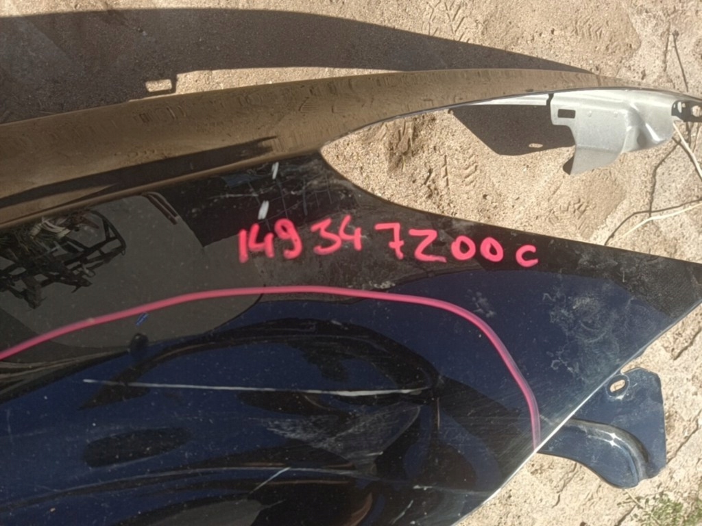 Купить Крыло  правый  перед tesla y 149347200c