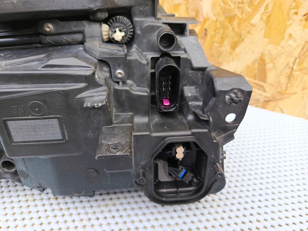 фото №6, Лампа перед левая volvo v90 s90 full led rht lh 31386164