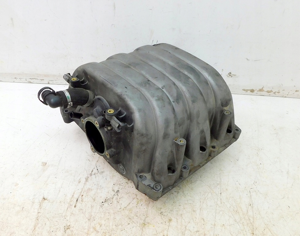 Audi a4 b6 3.0 v6 02r колектор впускний впускний  06c133201e 06c133151k Ціна
