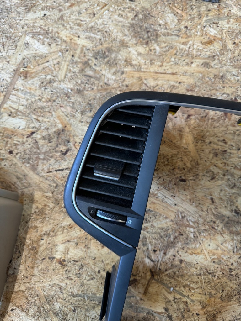 фото №2, Рамка средняя консоли радио решётка обдув renault talisman