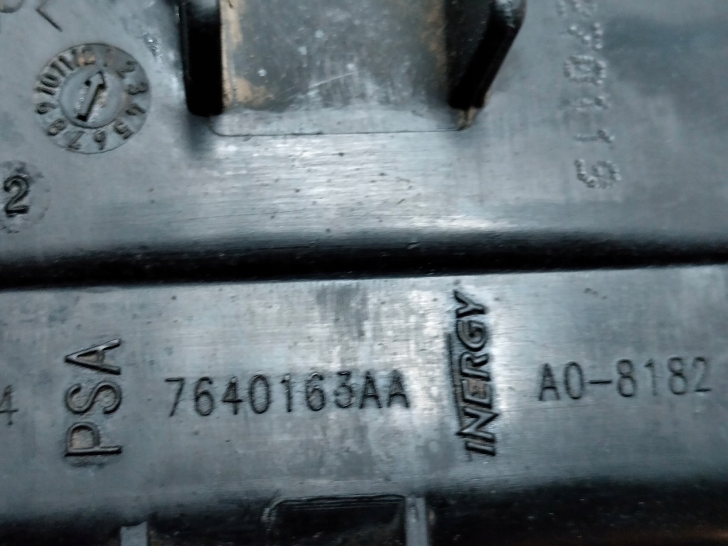 фото №3, Citroen c3 aircross 1,2 thp фильтр угольный