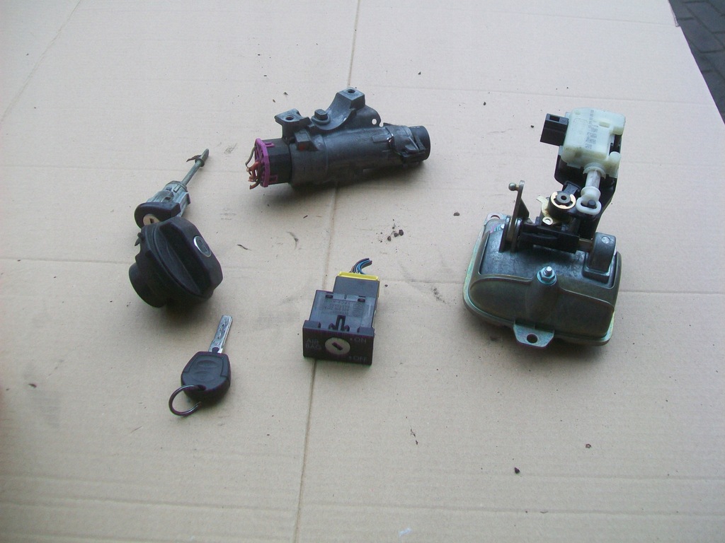 фото №9, Замок зажигания вкладыши ключ оригинал seat ibiza iii 6l