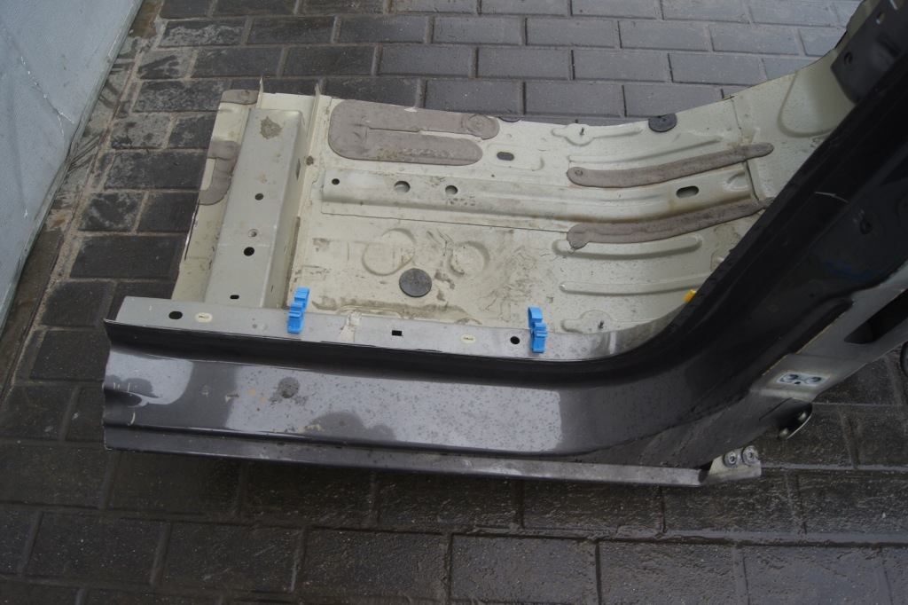 фото №7, Чверть підкрилок лонжерон правий перед 308 t9 sw