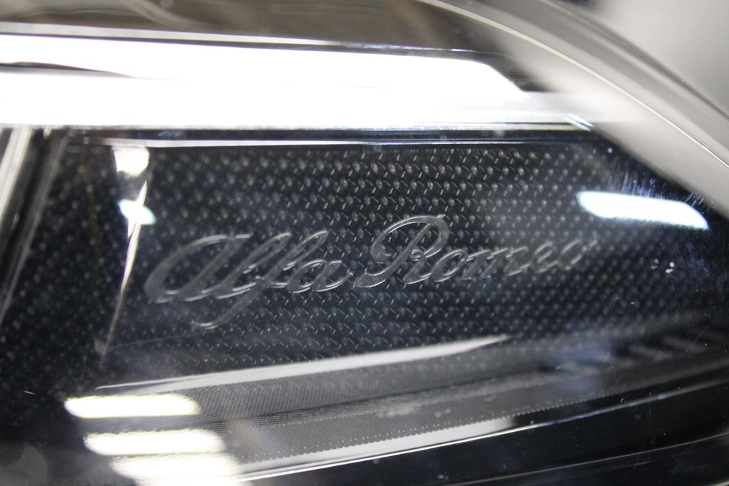 фото №7, Лампа фара левый led matrix alfa romeo tonale