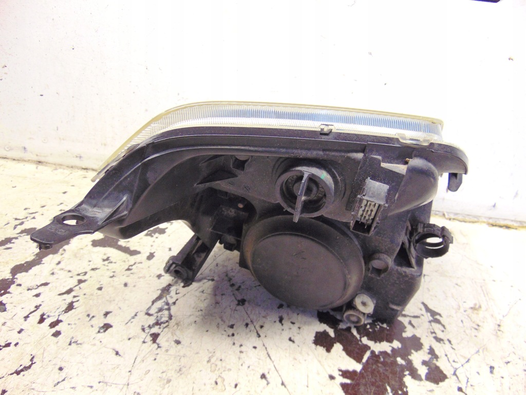 фото №12, Лампа права перед передня citroen c2 europa