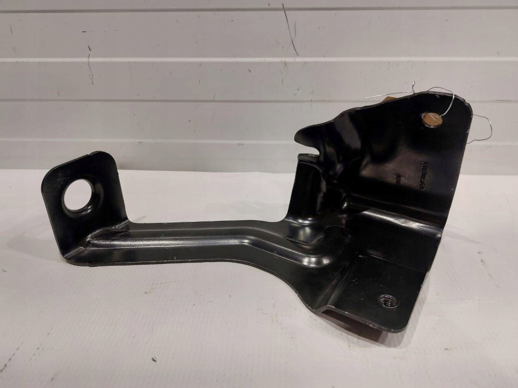 Купить Dodge ram 2020 левая сторона кронштейн / кронштейн трубы интеркулер