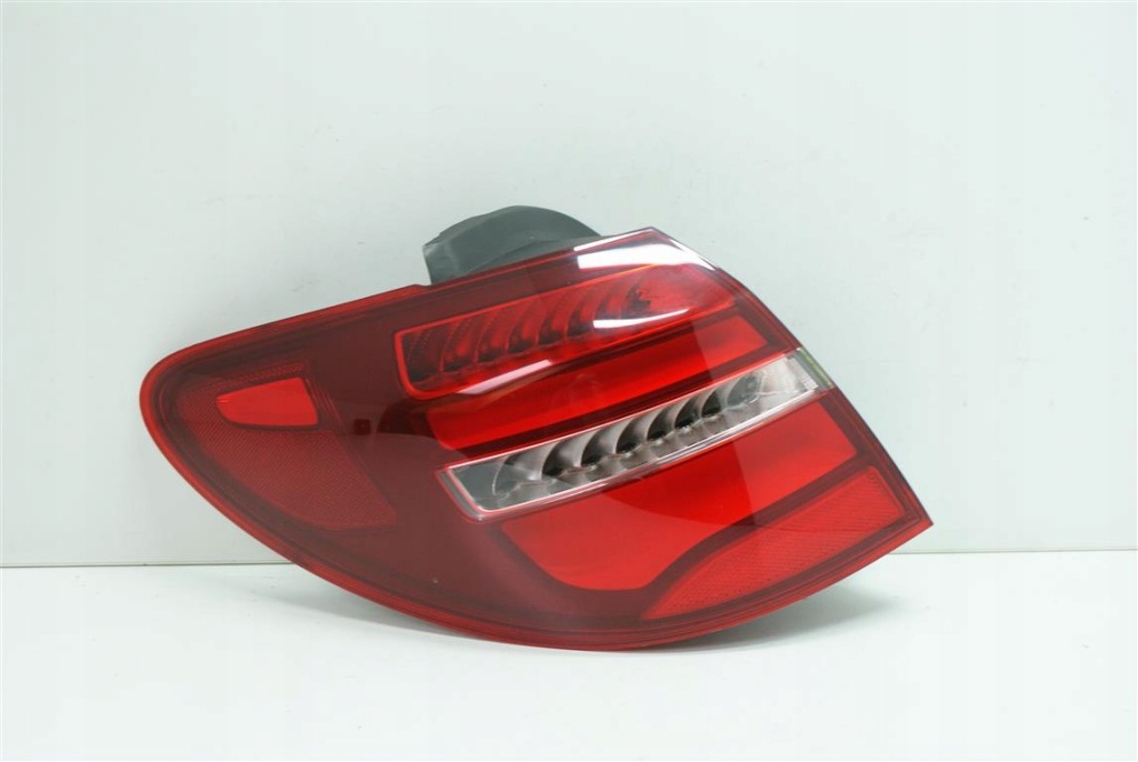 фото №1, Mercedes b klasa w246 lift. левая лампа задняя led