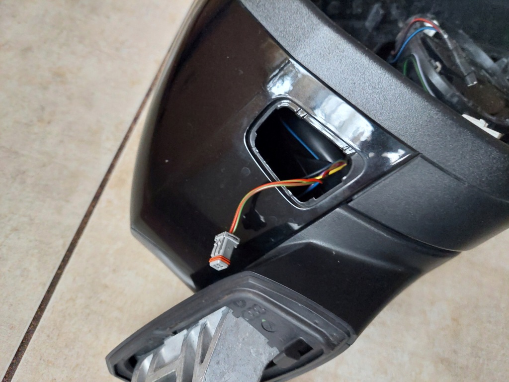 фото №8, Зеркало - правое - ассистент - audi q4 e-tron - 89a - 17 pin