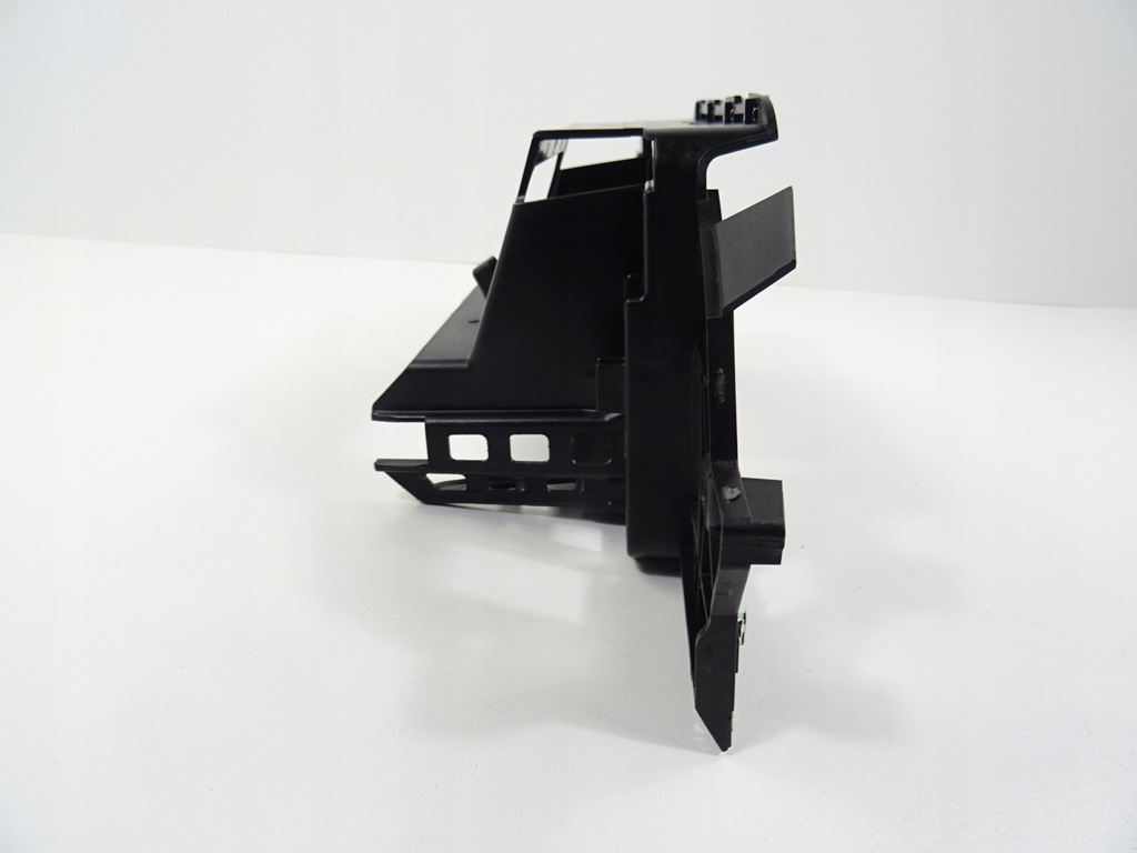 фото №4, Vw polo 2g lift r-line рамка радио панели 2g1858005b