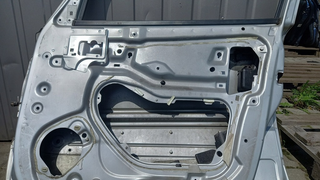 фото №13, Дверь правое перед citroen xsara 02r