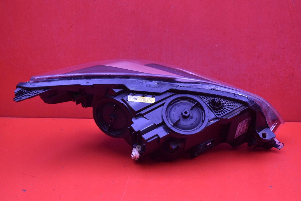 Фара левый фара перед ксенон led европа  13426663lh opel insignia a рестайлинг  13- Киев