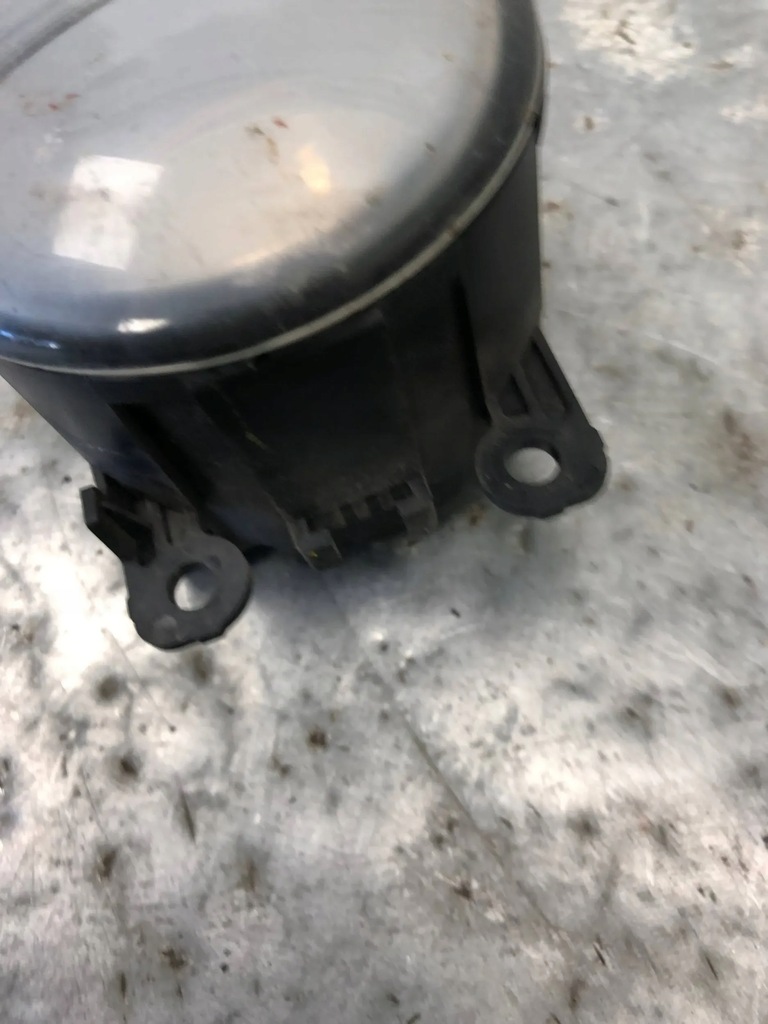 фото №2, Противотуманная фара перед renault scenic iii 8200074008