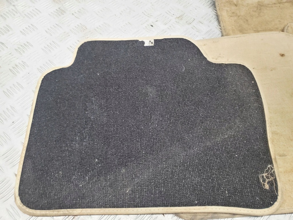 фото №6, Bmw 3 f30 f35 f31 2013 комплект набор коврики автомобильных