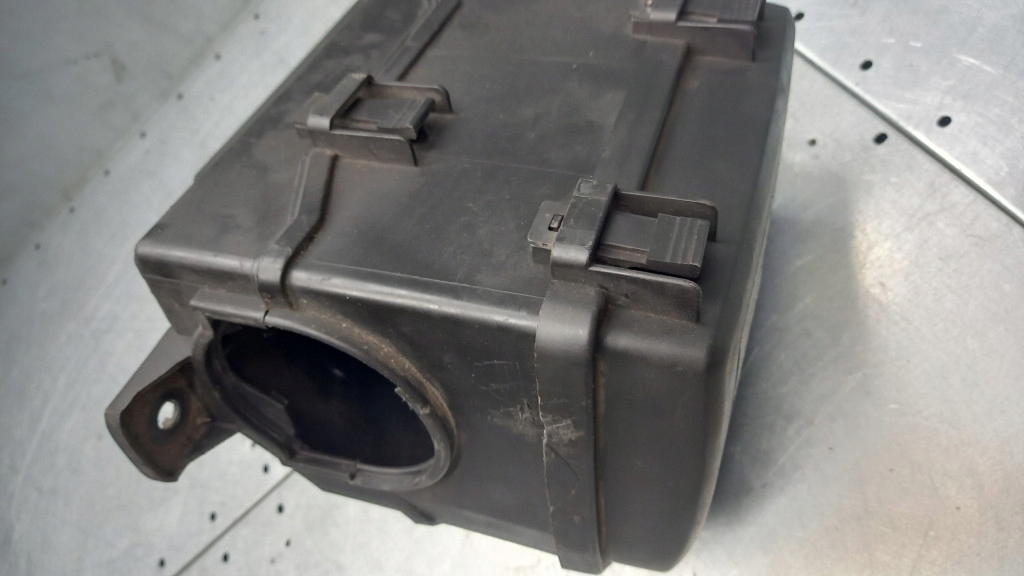 фото №7, Захист коробка запобіжників volvo v70 ii lift 05r 2.4b 9454160