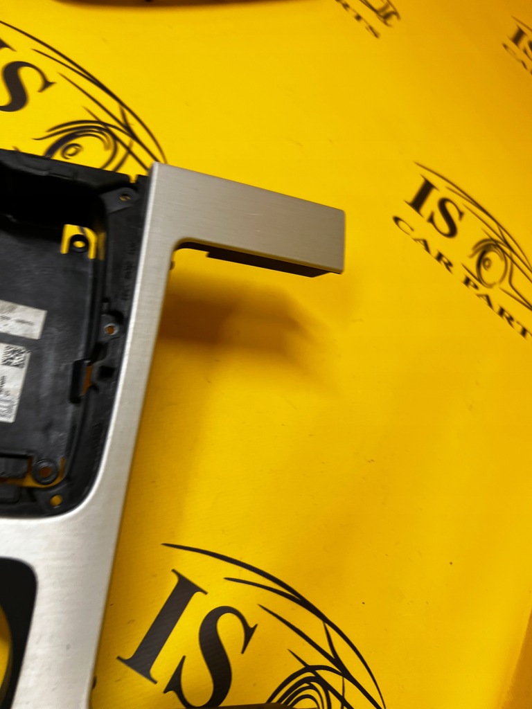 фото №7, Dekor рамка тунель середнього audi q7 sq7 4m0