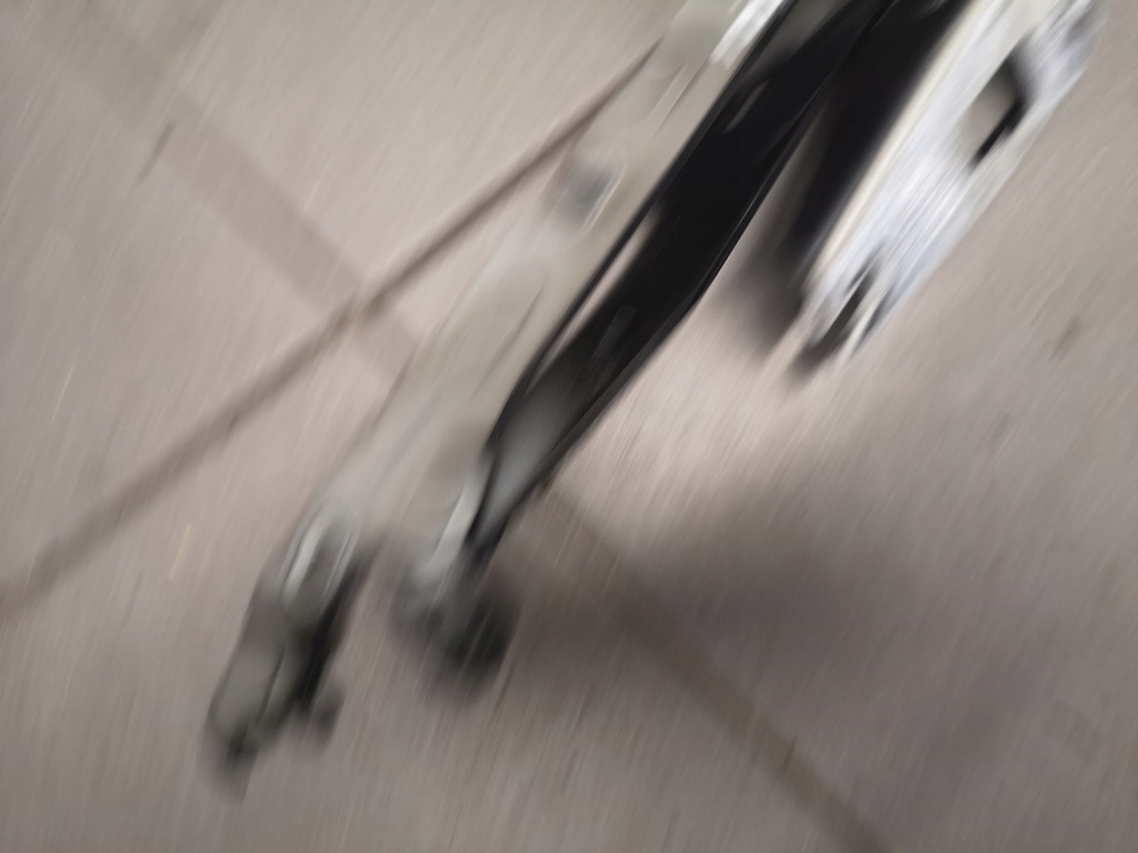 фото №7, Петля кришки лівий audi a6 c6 sedan 4f5827301