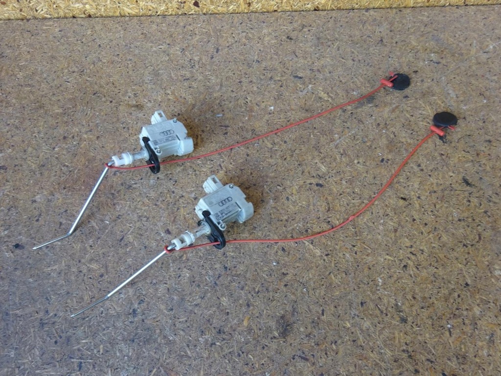 фото №14, Audi a3 8p привід кришка заливної пального 8p0862153a