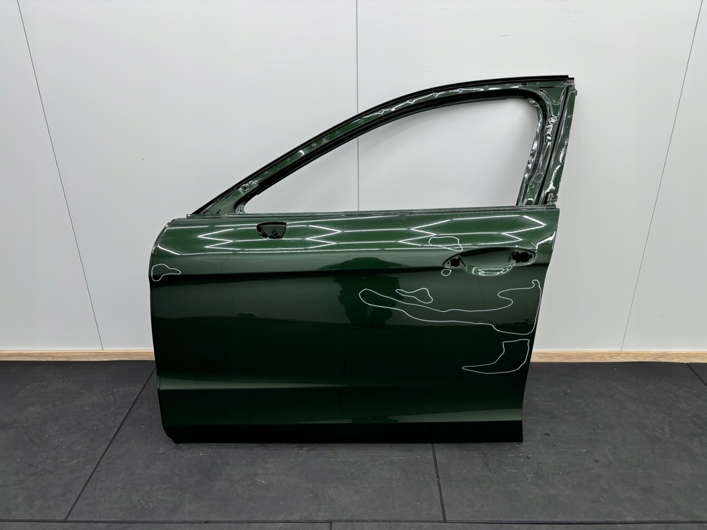 фото №1, Porsche panamera 971 16r-- дверь левая передние перед