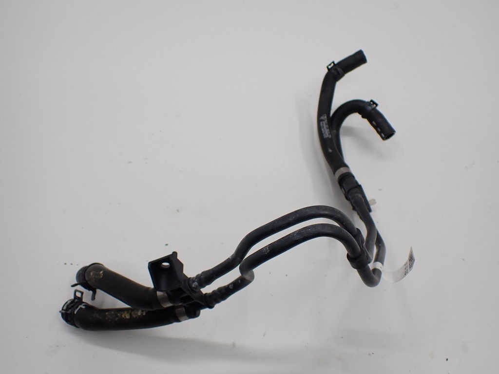 фото №1, Wąż шланг трубка wody porsche taycan turbo s 20r