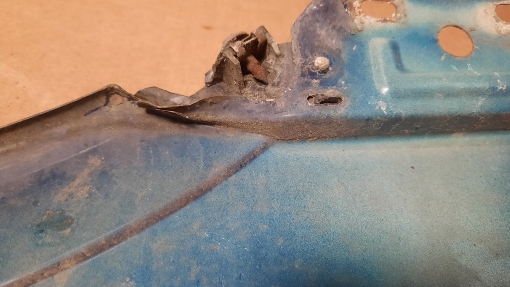 Крыло  перед правый  opel astra g 99r Оригинал