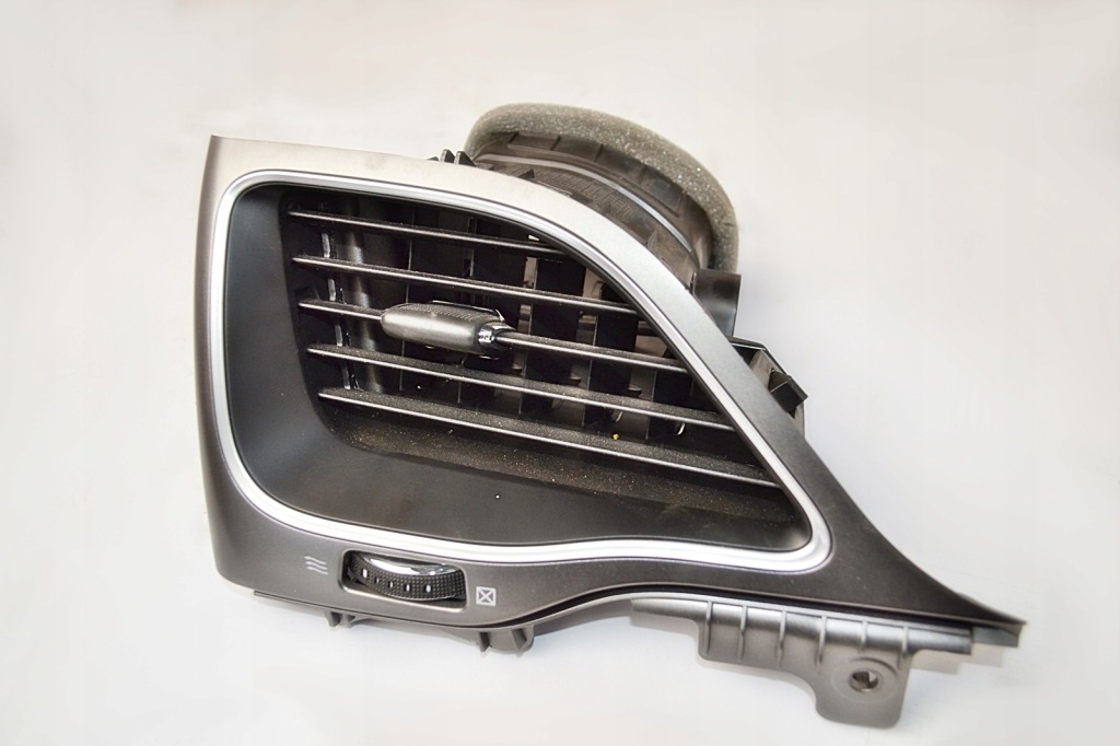 фото №1, Cherokee kl 2013- решітка повітропровід впуск ліва 75529a01