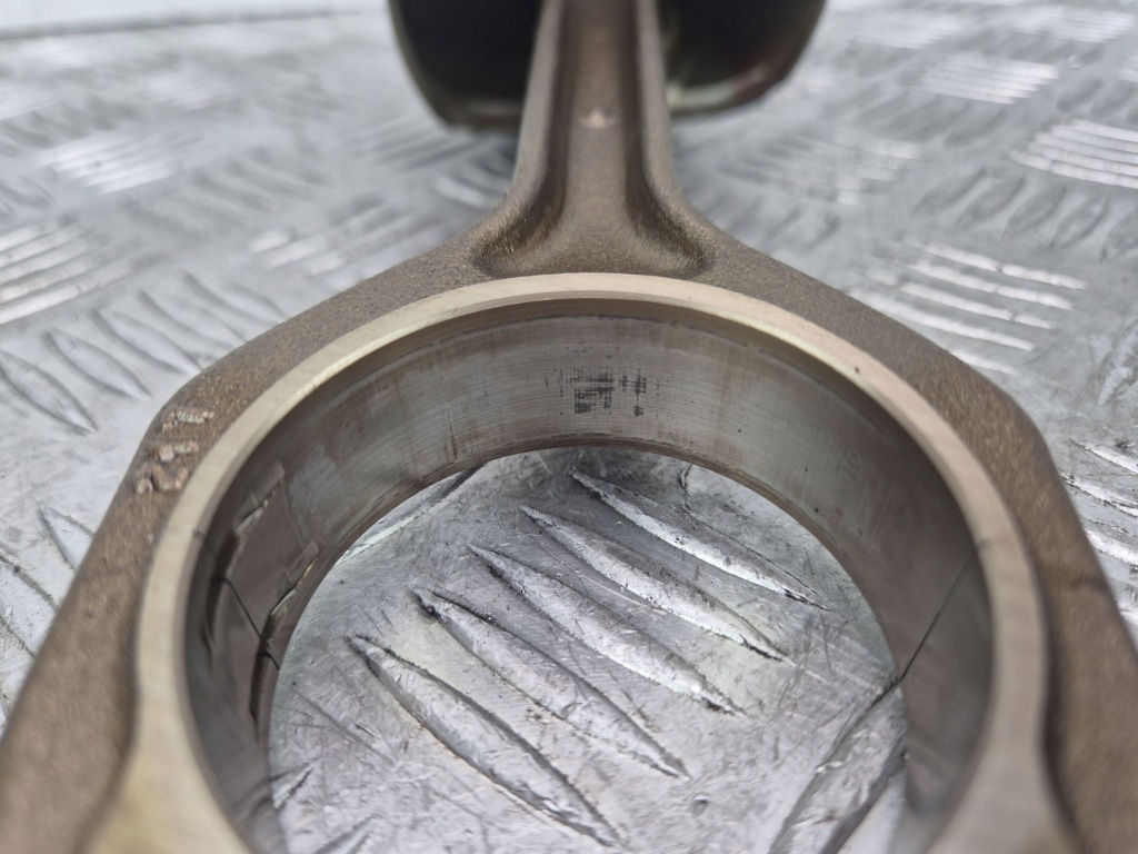 Поршень с шатун bmw 5 f10 f11 530i 7689201 n52b30af с Разборки