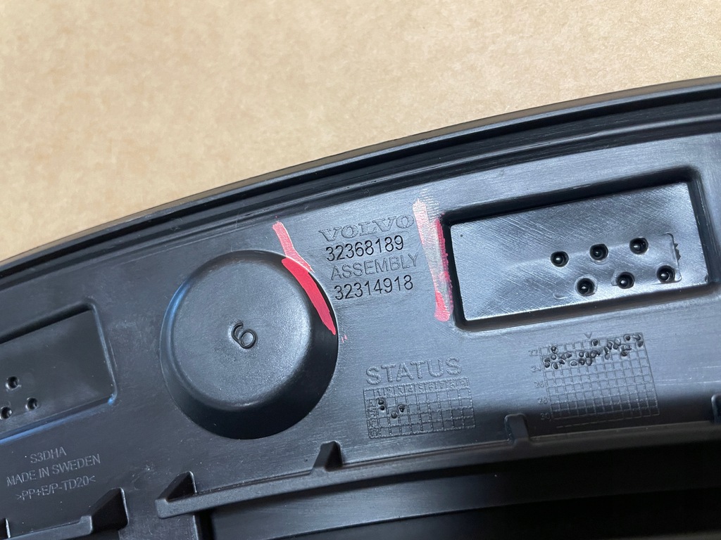 фото №5, Volvo xc40 молдинг na крыло правая задняя задняя nowa оригинал 32368189