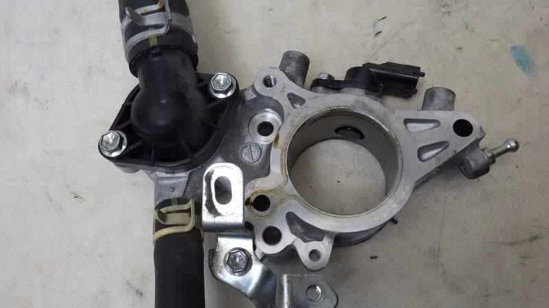 фото №6, Термостат корпус wąż труба swift vi 1.0 гибрид