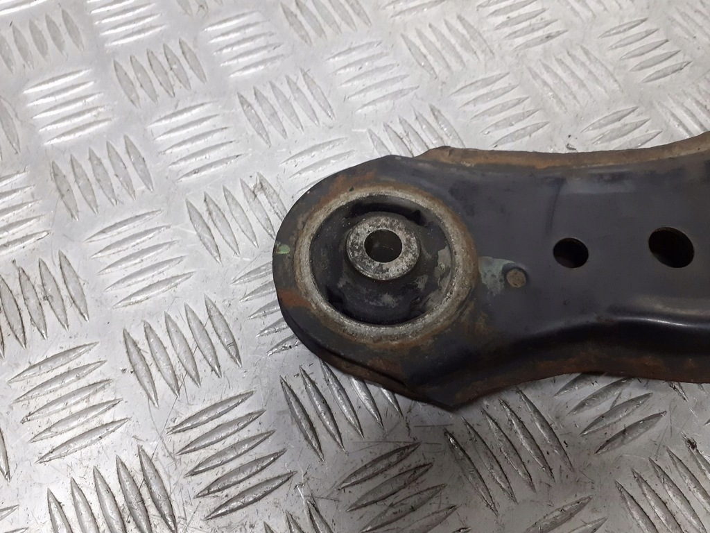 фото №3, Рычаг левый перед vw bora