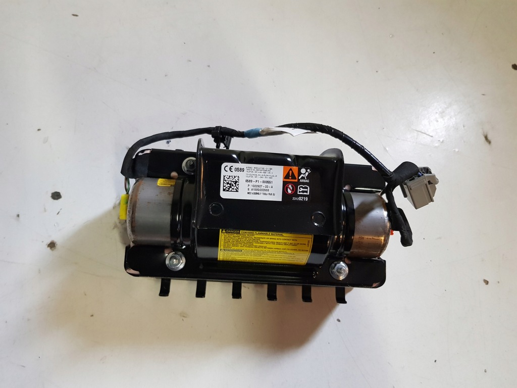 фото №4, Подушка подушка безпеки пасажира tesla model s 12-16r