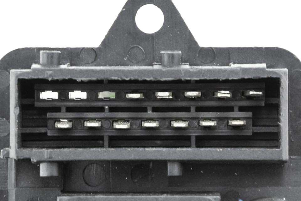 фото №2, Резистор вентилятор renault clio ii 1.2-2.0 98-,