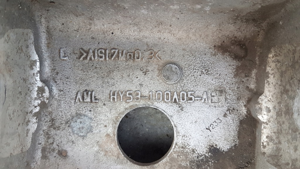 фото №4, Кронштейн подвеска левый перед aston martin db11