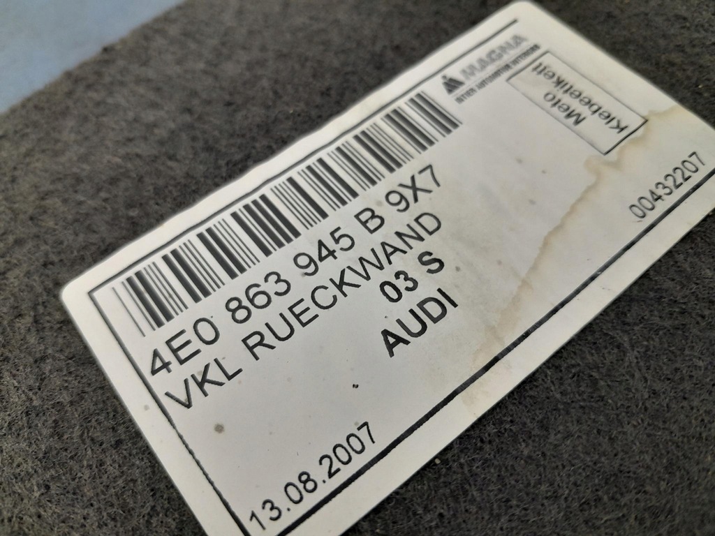 фото №11, Audi a8 d3 підлога обшивка багажника