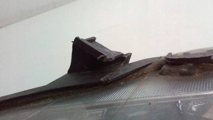 фото №10, Фара левый лампа перед peugeot 307